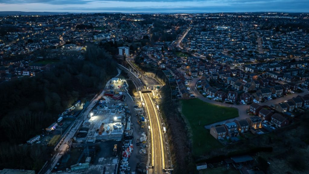 Major Upgrades Underway with Midweek Rail Suspensions on Manchester-Leeds Line