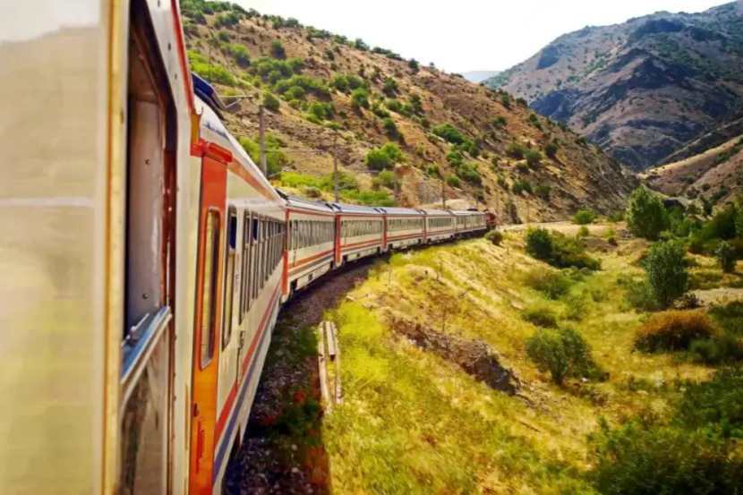 How Turkey redefines rail travel? The Mesopotamia Express for a luxurious train journey to Diyarbakır: What you need to know?