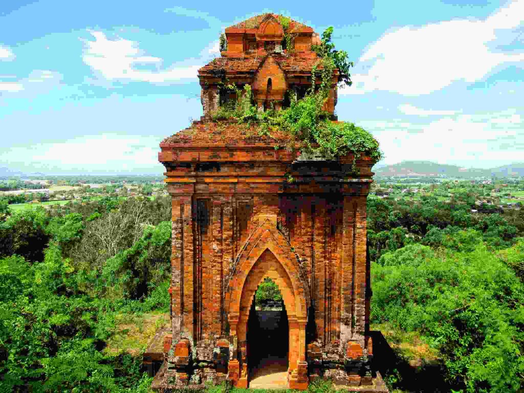 Vietnam Quang Nam Province Launches 1.7 Million USD Restoration of Ancient Champa Towers to Preserve 1,000 Year Old Cultural Heritage